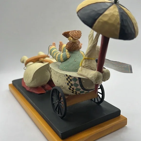 Williraye Studio Sunday Drive Collectible - Picture 8 of 9